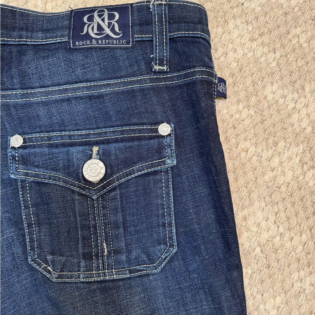 Rock & Republic Y2K cut off Blue Jean Shorts with Frayed Hem - Image 7
