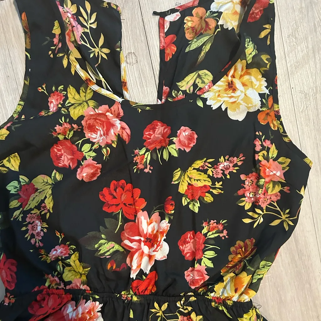 Women’s Small Floral Romper | Anthropologie Ambiance | Stylish & Fun Black - Image 4