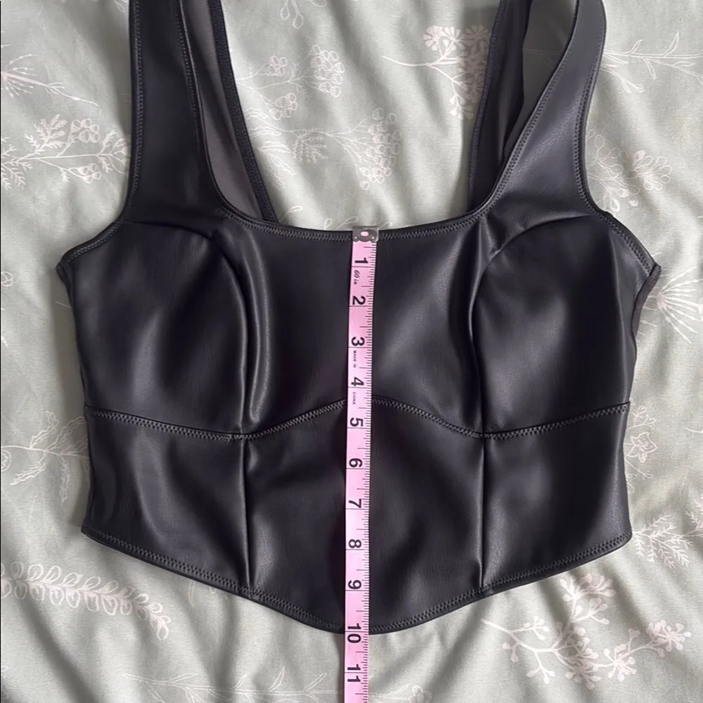 Black Faux Leather Crop Top Size M - Image 4