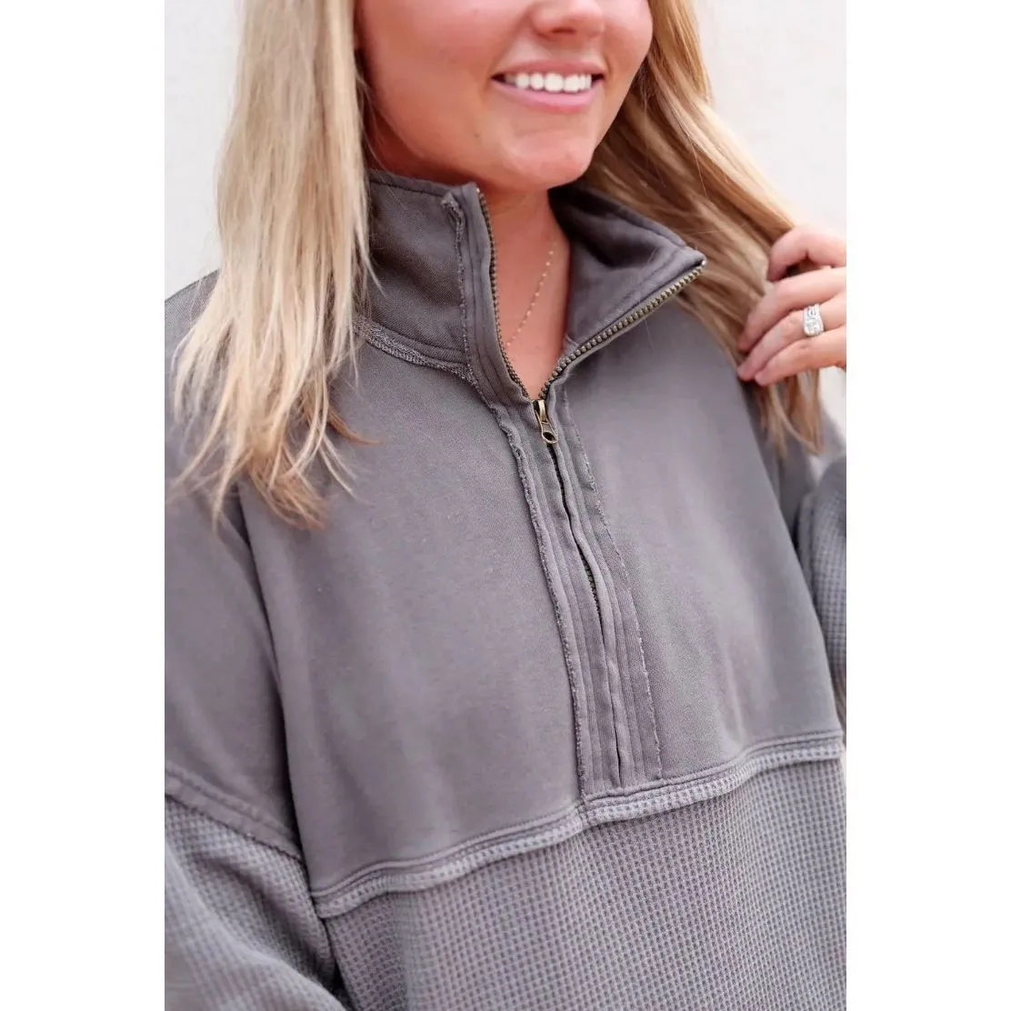 Club Social/Jadelynn Brooke Waffle Knit Half Zip Oversized Lagenlook M #758 - Image 2