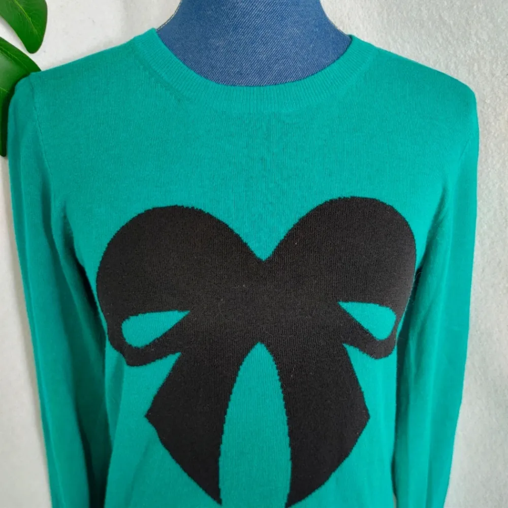 French Connection Green Sweater with Bow - Image 3
