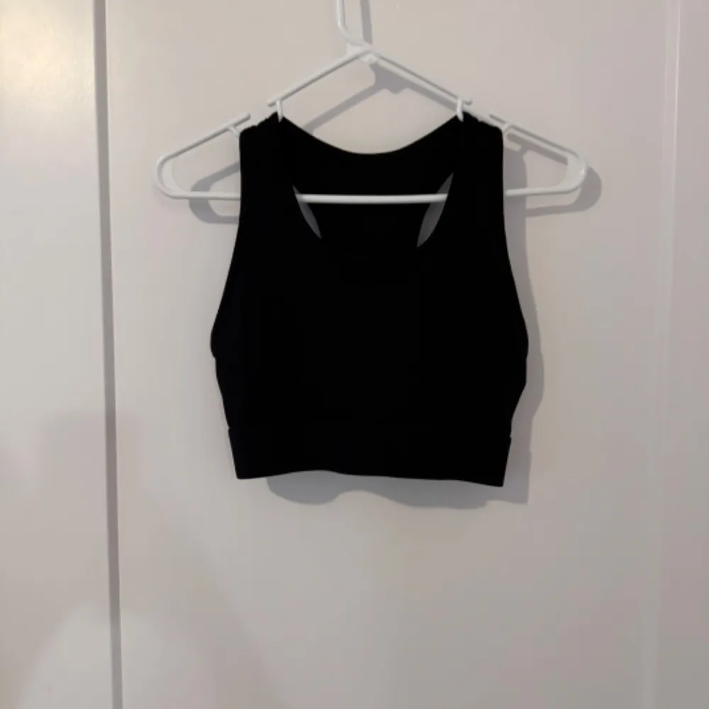 Fabletics  Sports Bra - Image 2