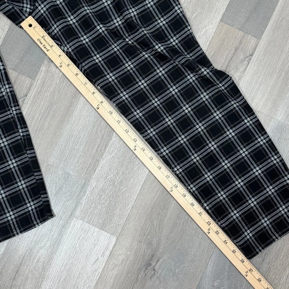 Hollister 90s Plaid Flannel Ultra High Rise Cropped Mom Pants Black Large‎ - Image 12