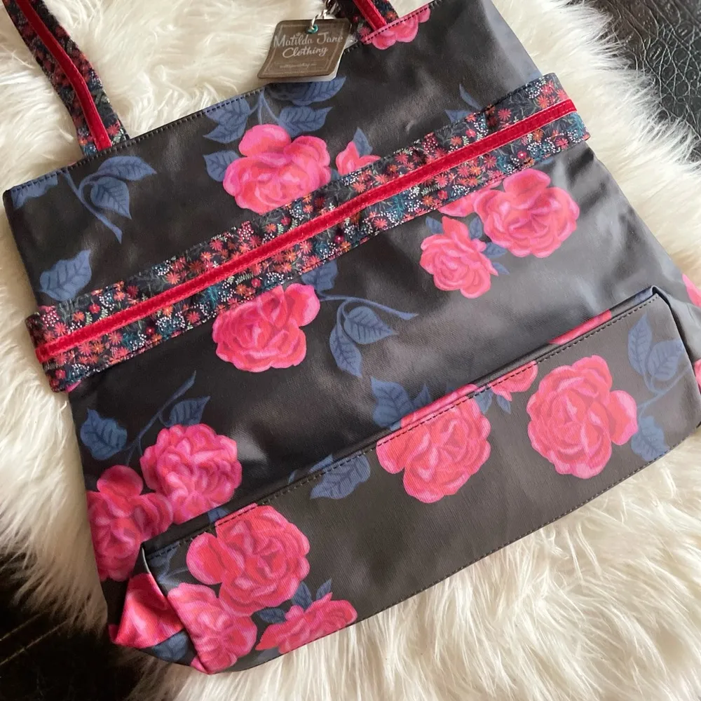 Matilda Jane. Black and Rose Tote Bag - Image 8