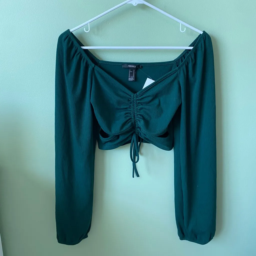 green tie cutout top - Image 3