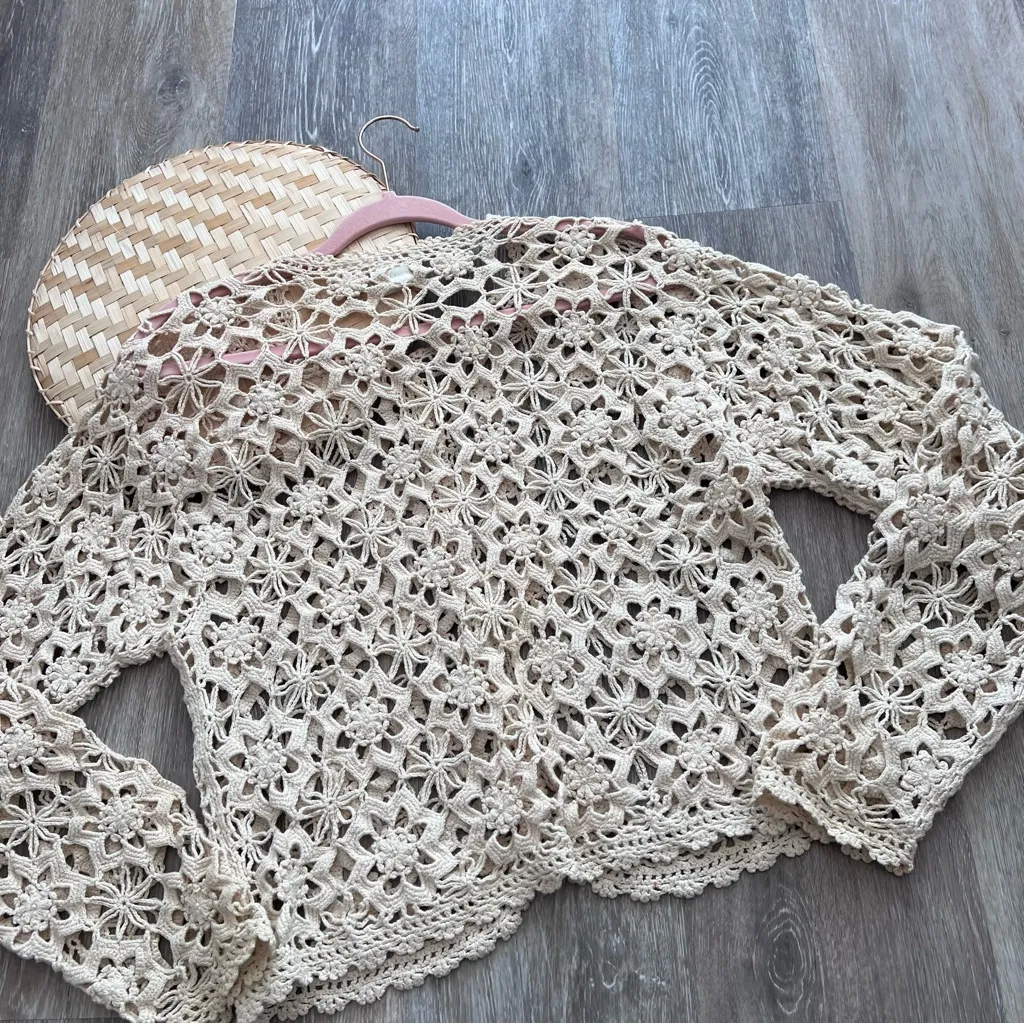 Vintage crochet pearl beaded cardigan cottagecore boho moto Size M - Image 9