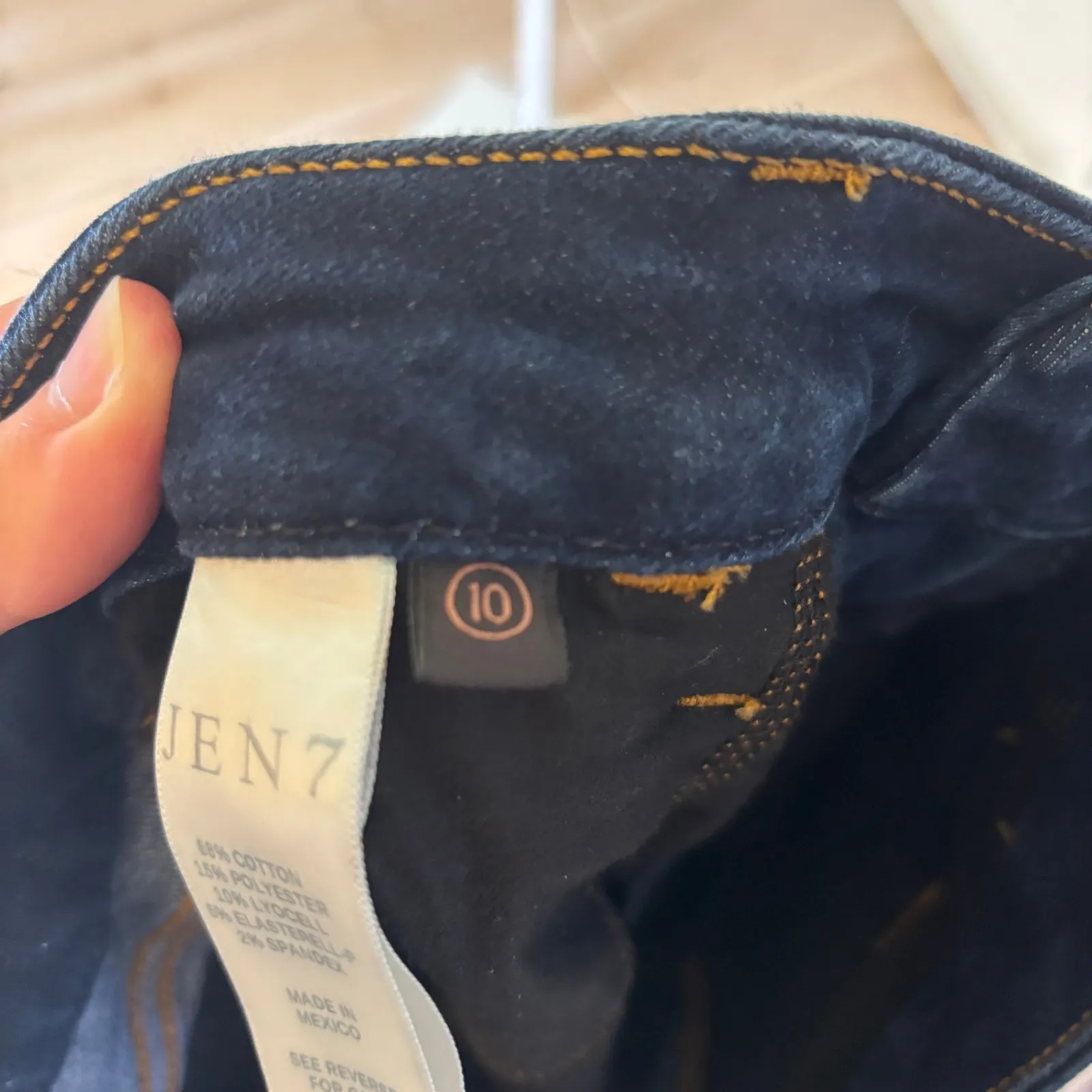 Jen7 by Seven for all Mankind EUC Women's Dark Wash Ankle Skinny Jeans Size 10 Blue - Image 5