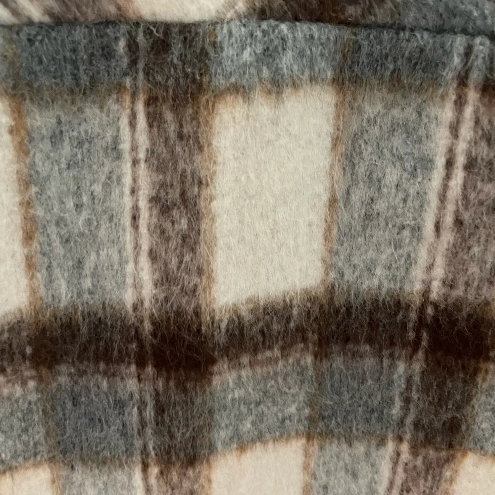 NEW Love Poem Cream Brown and Blue Plaid Jacket Shacket Sz M Size M - Image 3