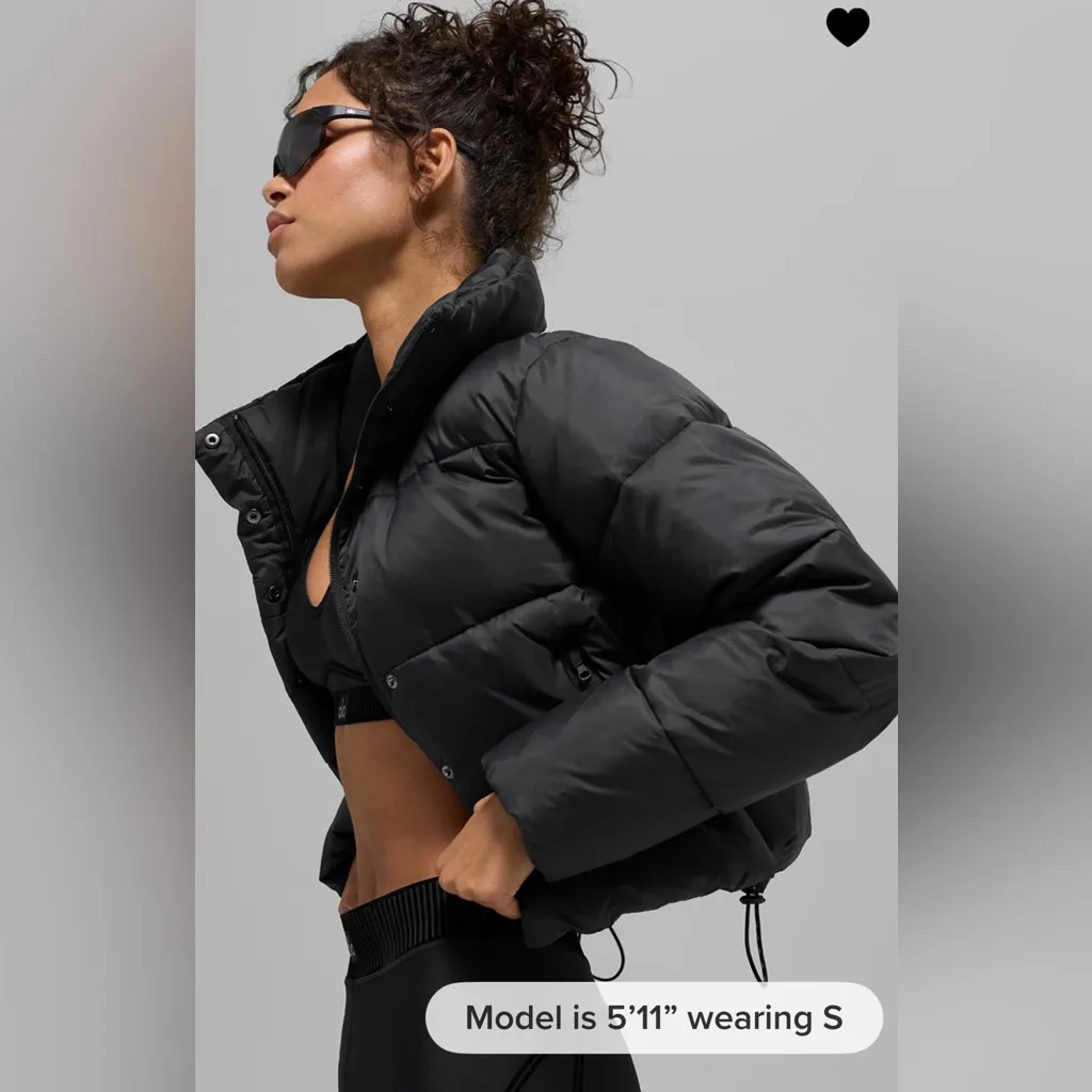 ALO Yoga NWT Gold Rush Puffer Jacket Full Zip, zipper pocket, very warm Black M - Image 12