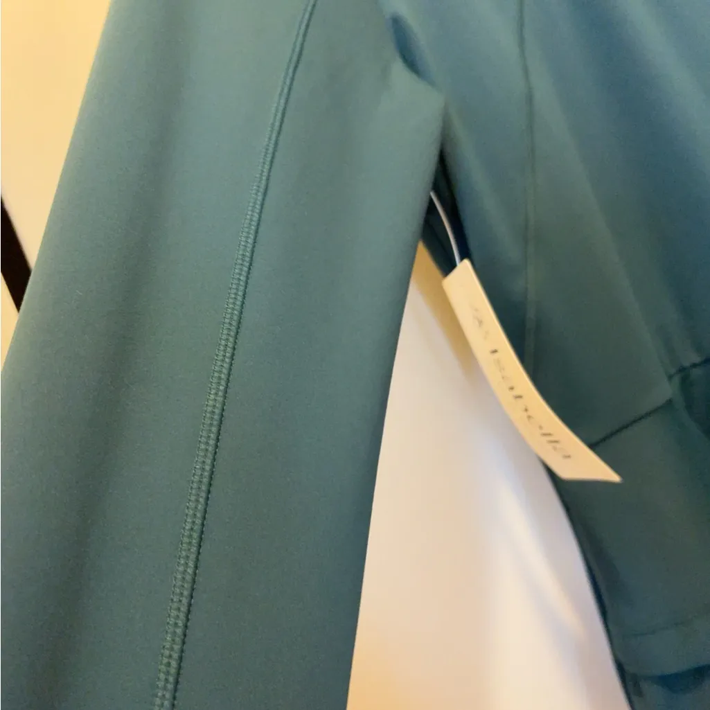 🌸Isabella Active wear rifle back peplum jacket , stretch, New Green Size M - Image 10