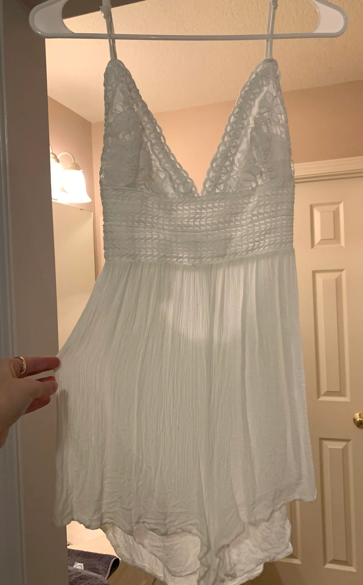 Boutique Romper White Size M - Image 3