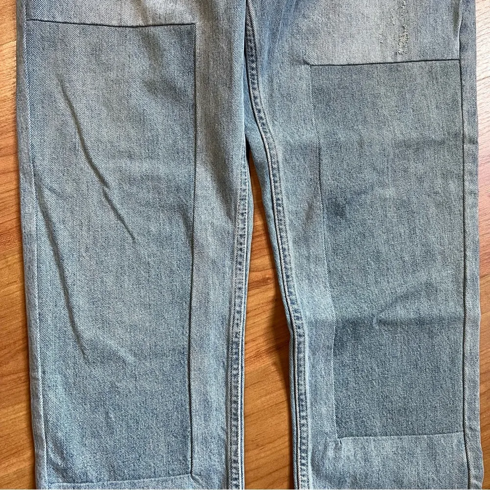 Everlane 90’s Cheeky Jean in Patched Blue - Image 11