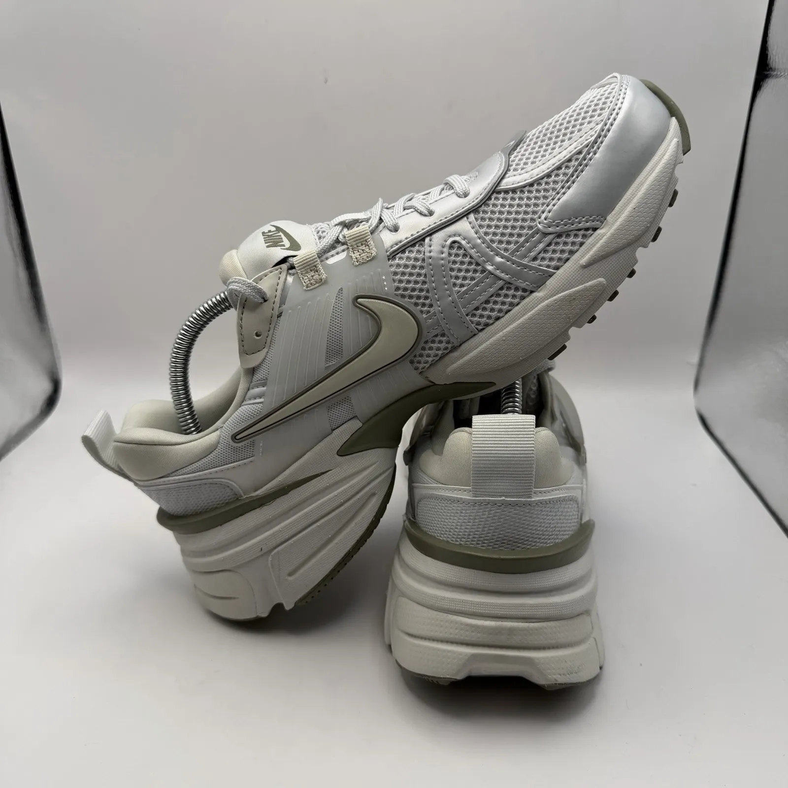 Nike Womens V2K Run Photon Dust Light Army FD0736-006 Women Size 11 - Image 5