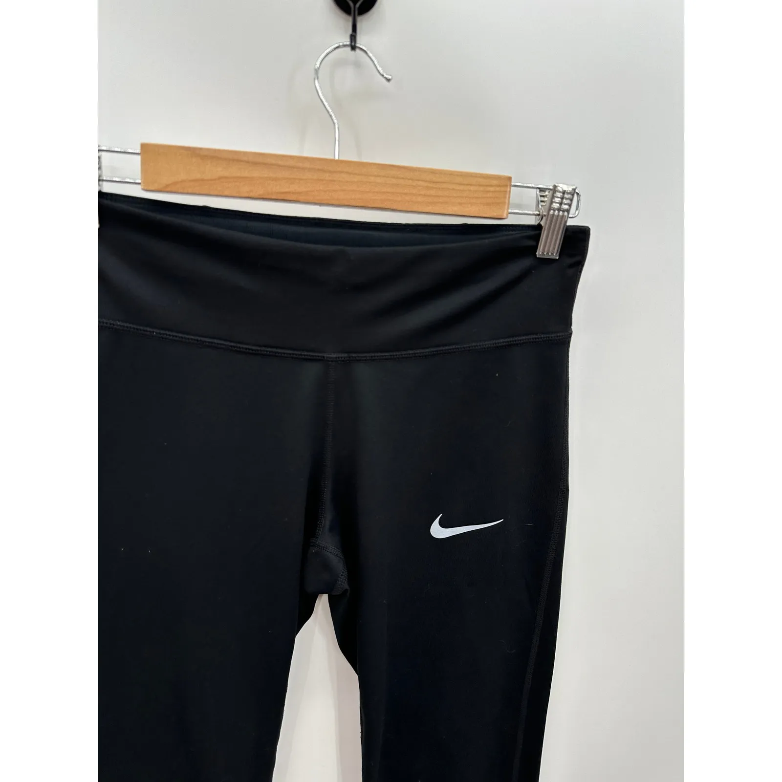 Nike Dri-Fit Black Power Essential 3/4 Cropped Leggings Fitted Capri Women Small - Image 4