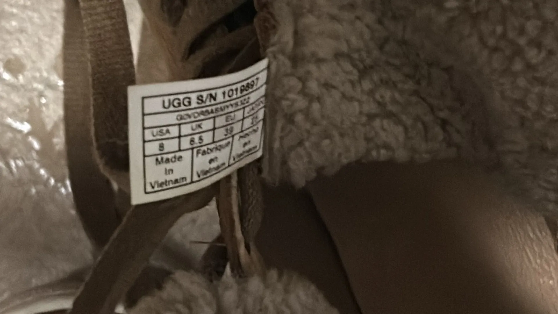 UGG Shoes Women’s Leather - Image 5