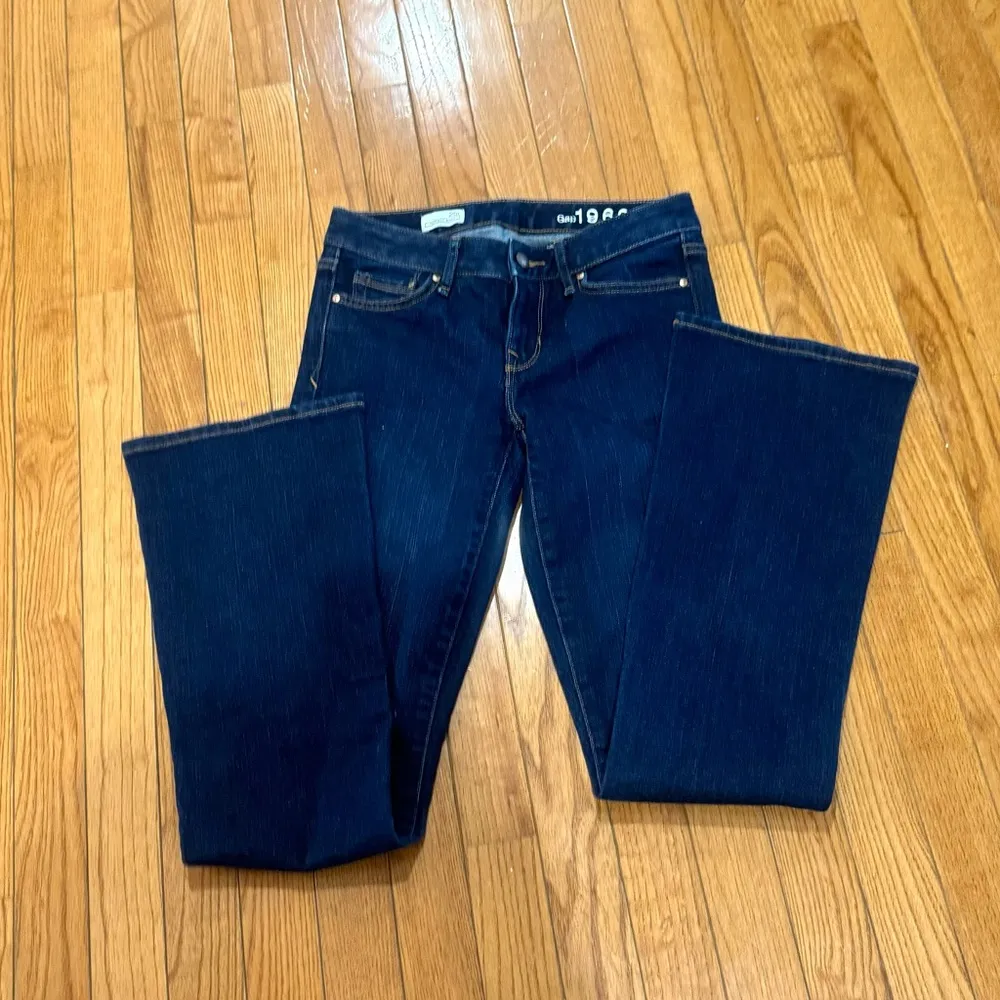 Perfect Boot mid rise dark wash jeans size 25R - Image 4