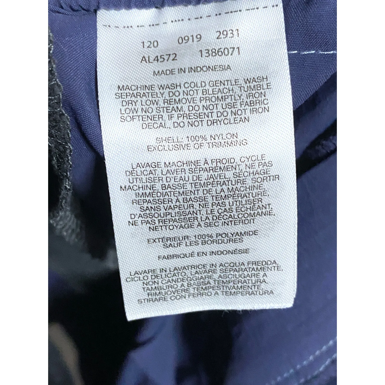 Columbia Blue Cargo Shorts Womens XL Outdoors Gorpcore Athleisure Hiking Sporty - Image 7