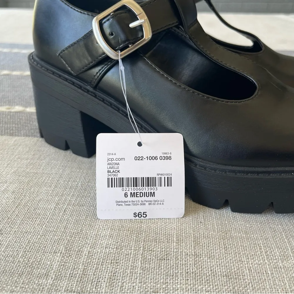 COPY - NWT Arizona Lavelle Mary Jane Loafers Heel Platform T Strap Size 6 - Image 3