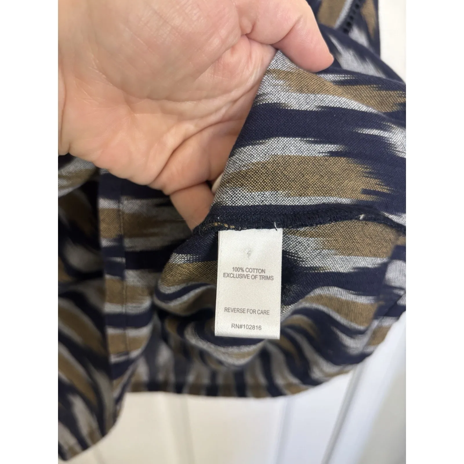 Garnet Hill Uma Ikat Button Front Top Size Large Geometric Lagenlook Boxy Boho - Image 7