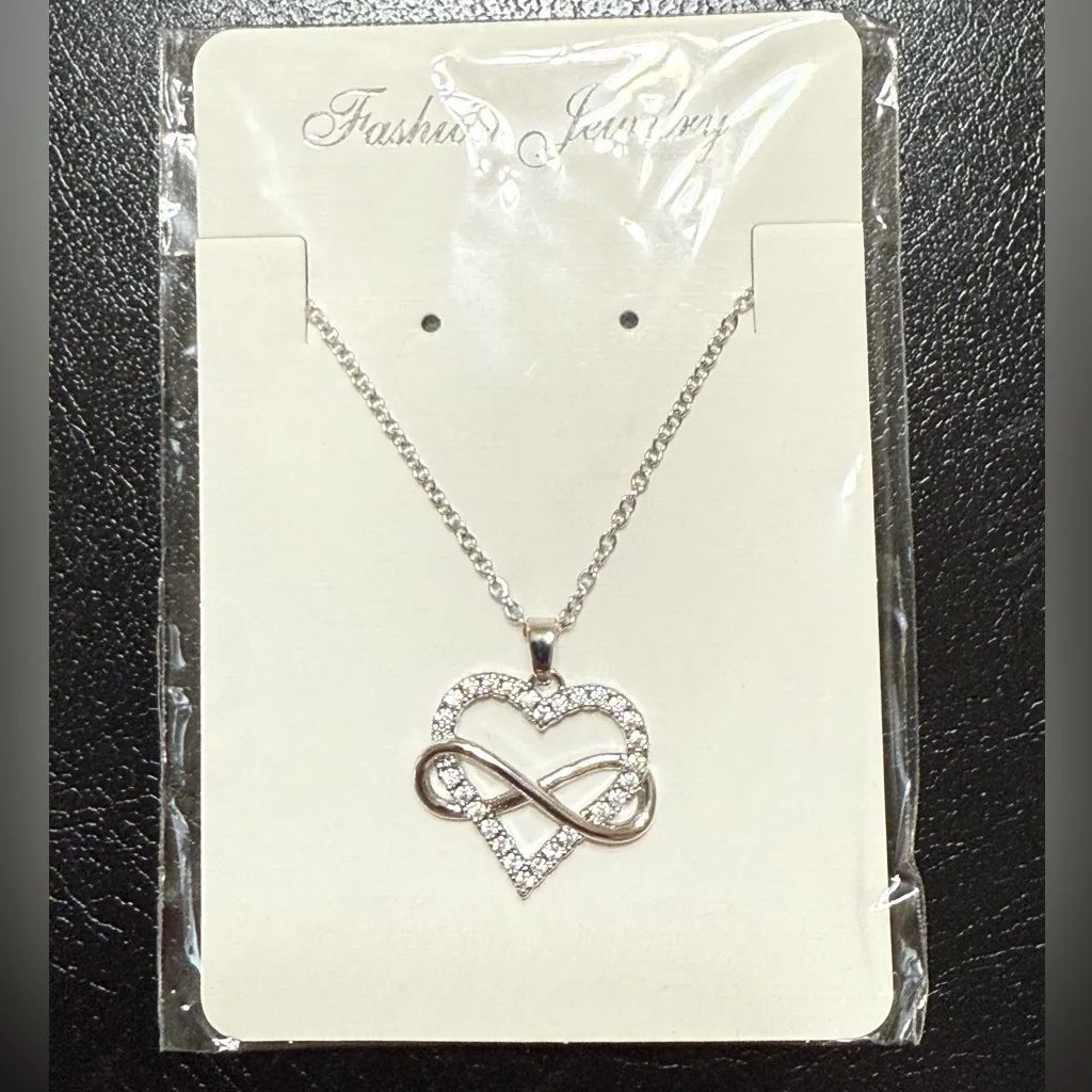 Silver Tone Heart Infinity Necklace With Clear Crystals New - Image 2