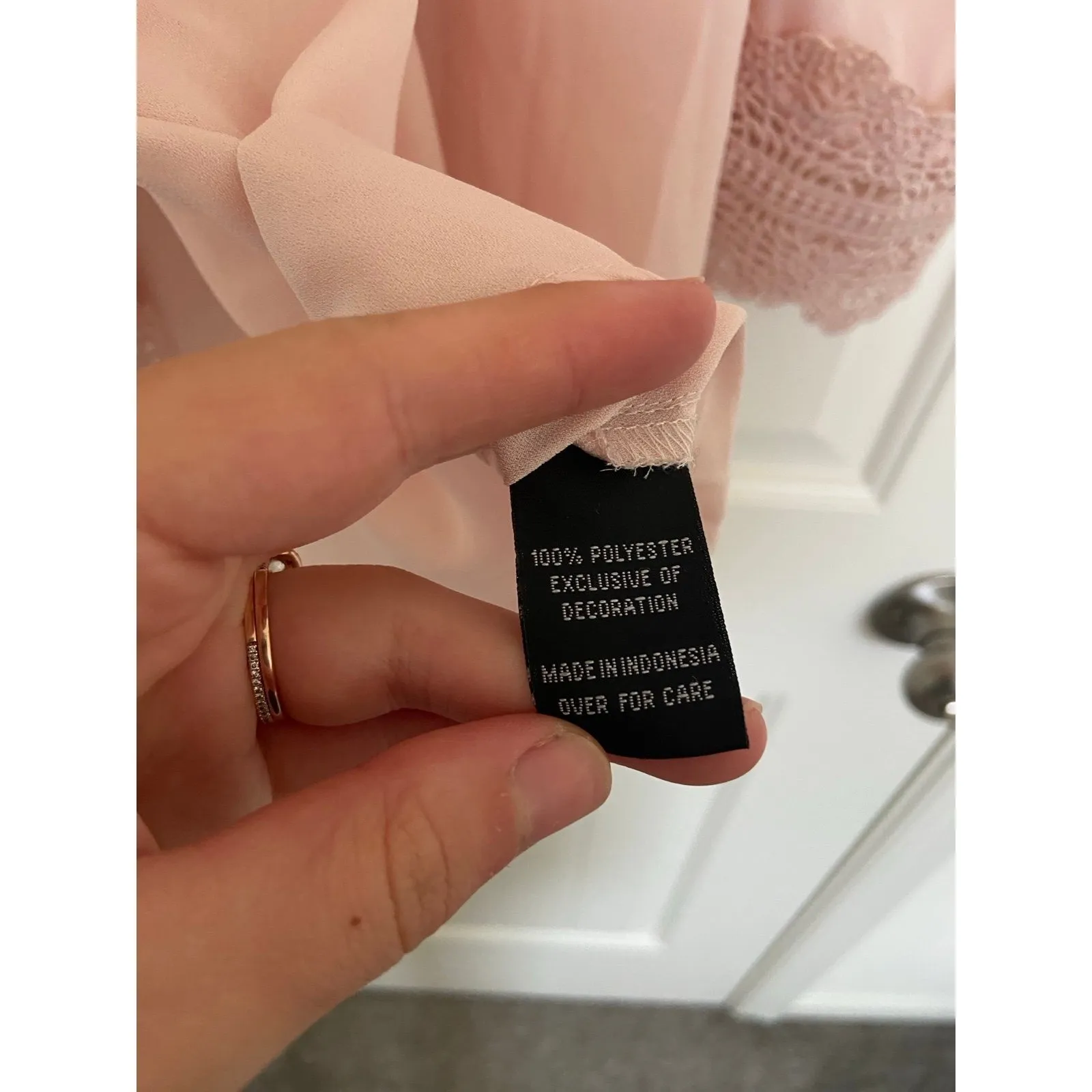 EUC‎ | A. Byer women's off shoulder blouse — small - Image 5