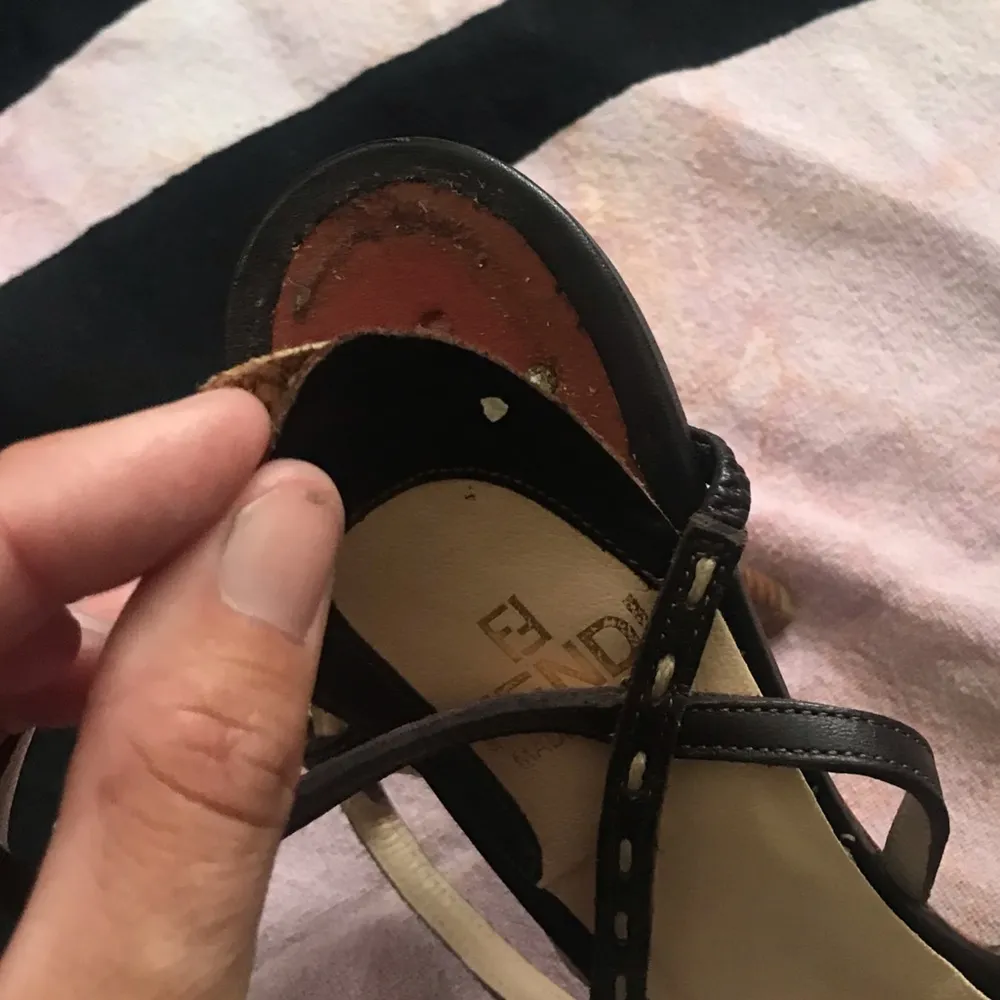 FENDI brown high heels 37.5 - Image 2