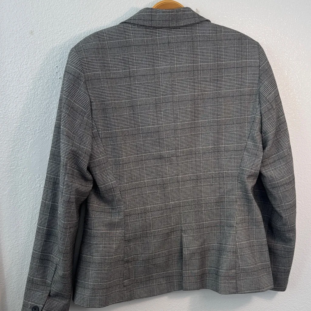 Zara Women’s blazer check plaid pattern - Image 7
