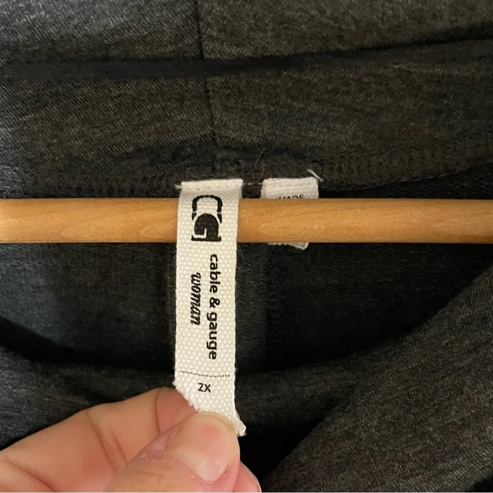 Women’s Cable & Gauge gray/black heather long sleeve mock neck sweatshirt 2X - Image 3