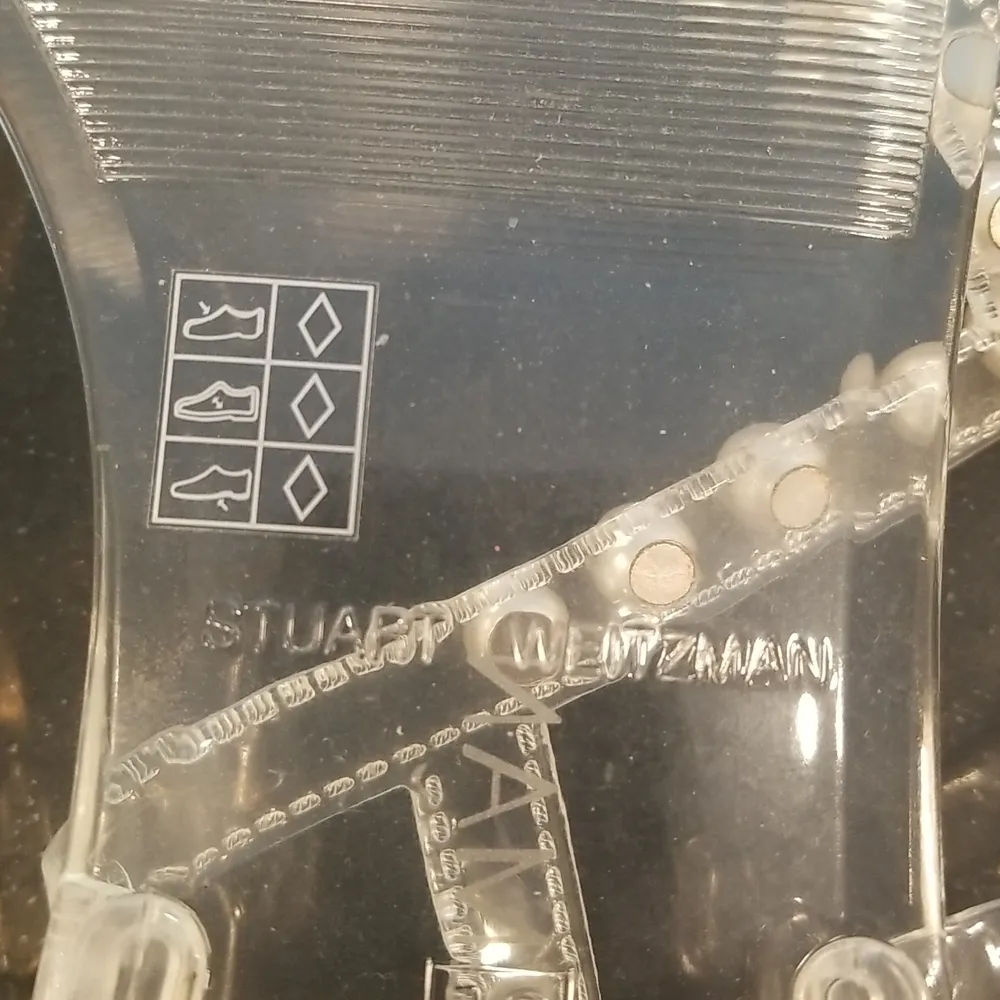 💕STUART WEITZMAN💕 Goldie Jelly Sandal Thong ~ Clear Pearl Embellishments 12 - Image 15