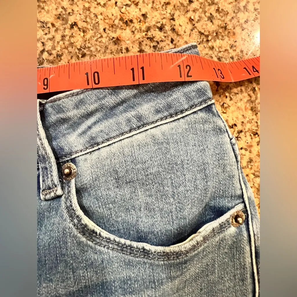 COMMENSE Washed Slim Draped Denim Pants
COLOR - Image 5