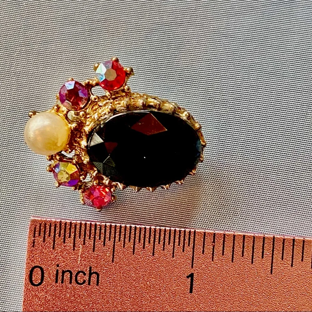 Vintage Rhinestone Clip On Earrings Black - Image 8