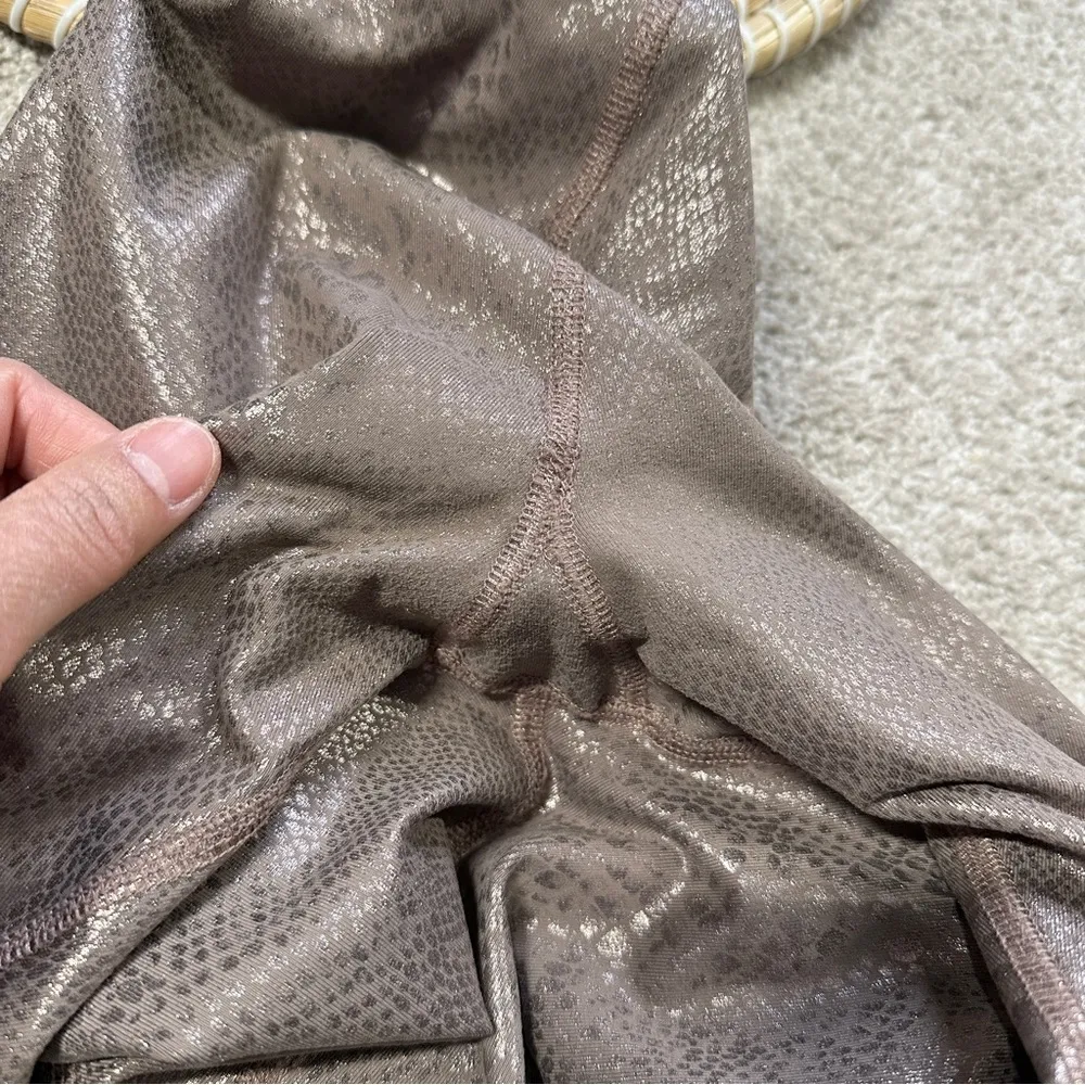 Beyond Yoga PowerShine Viper High Waisted 7/8 Legging Pull On in Mocha Size S - Image 13