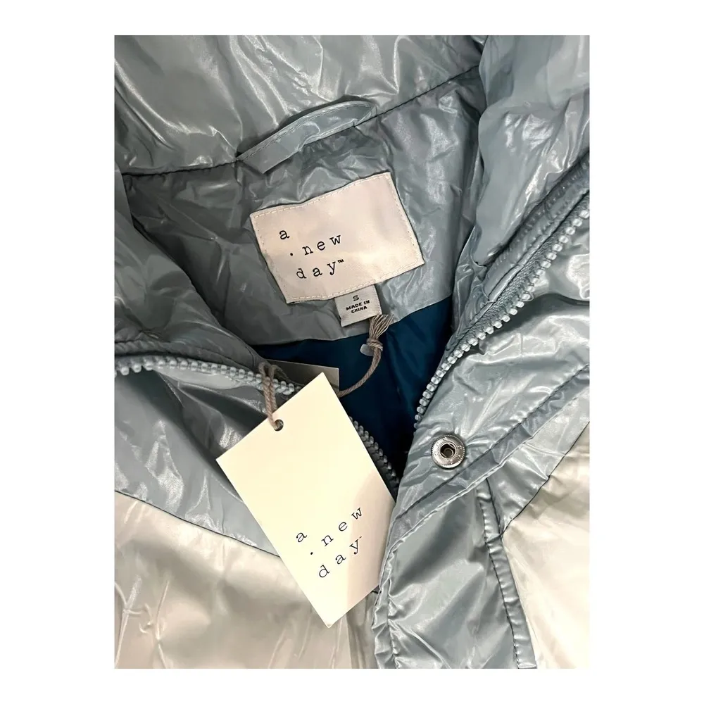 A New Day Womens OVERSIZED PUFFER Jacket Size Small Fits M & L Teal Green White - Image 6