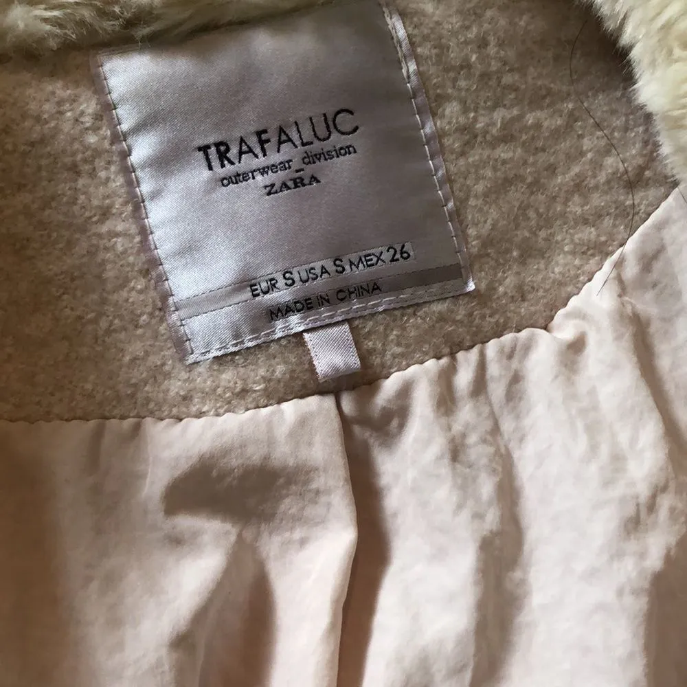 Zara jacket/coat, faux fur collar, size small - Image 4