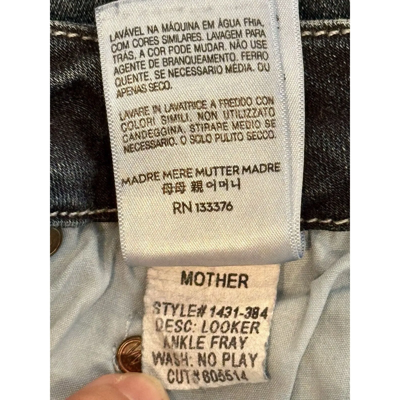 MOTHER Looker Ankle Fray Skinny Jeans in No Play Medium Wash Size 26 EUC!! Blue - Image 9