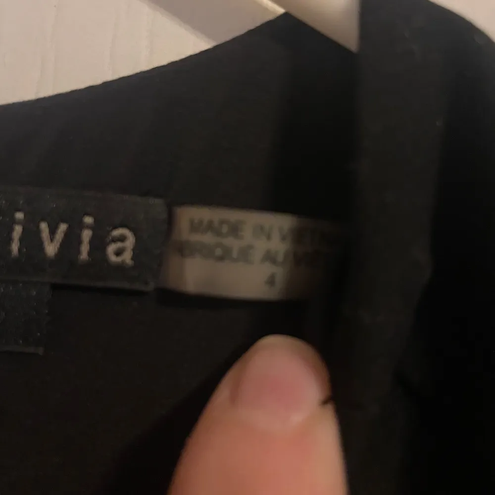 Alice + Olivia Black Shift Dress 3/4 Sleeve Crew Neck 4 Basic Cocktail Vacation - Image 5