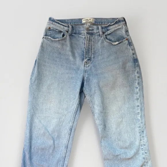 Abercrombie & Fitch Curve Love Ankle Straight Ultra High Rise Jeans Light 28 / 6 - Image 6
