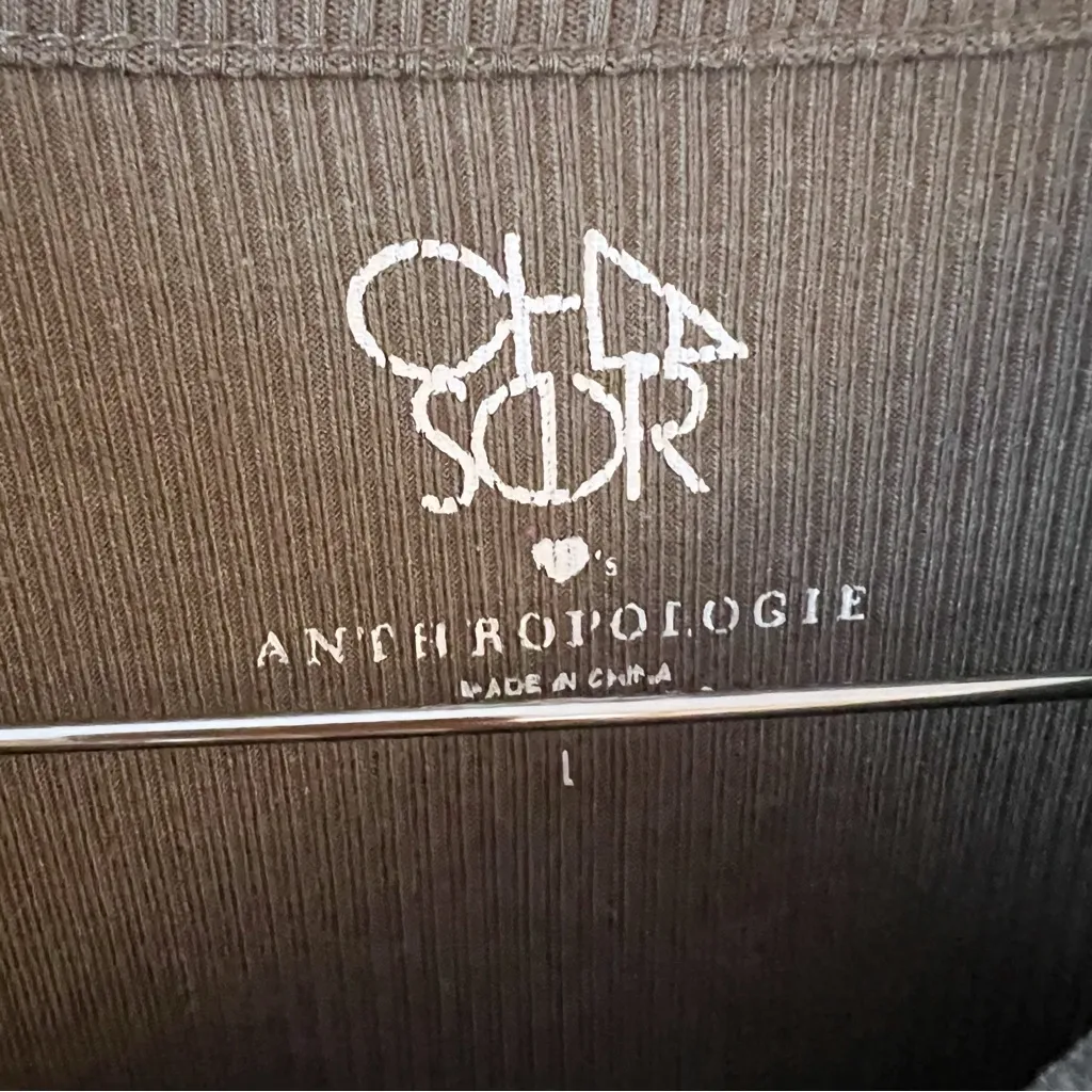 Anthropologie Chaser Olive Green Henley Top Long Sleeves Size Large - Image 5