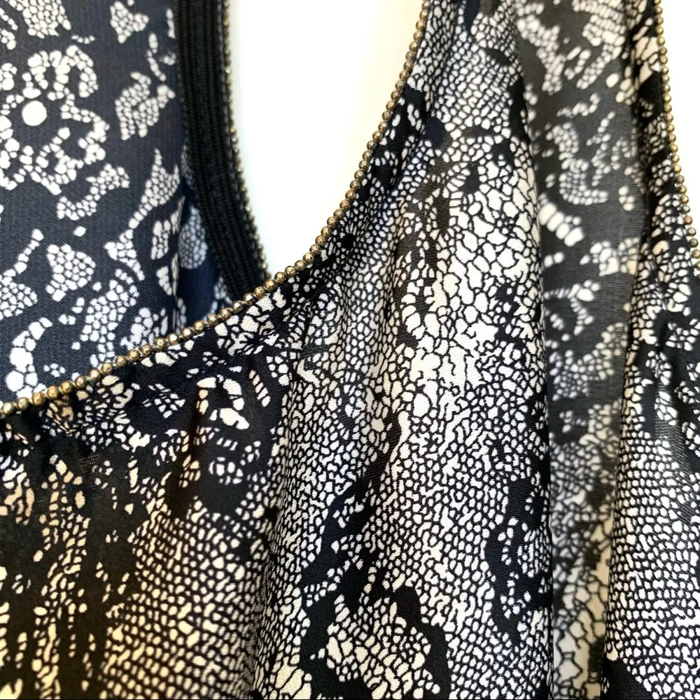 Aqua Floral Lace Print Wrap Dress in Black and White M - Image 8
