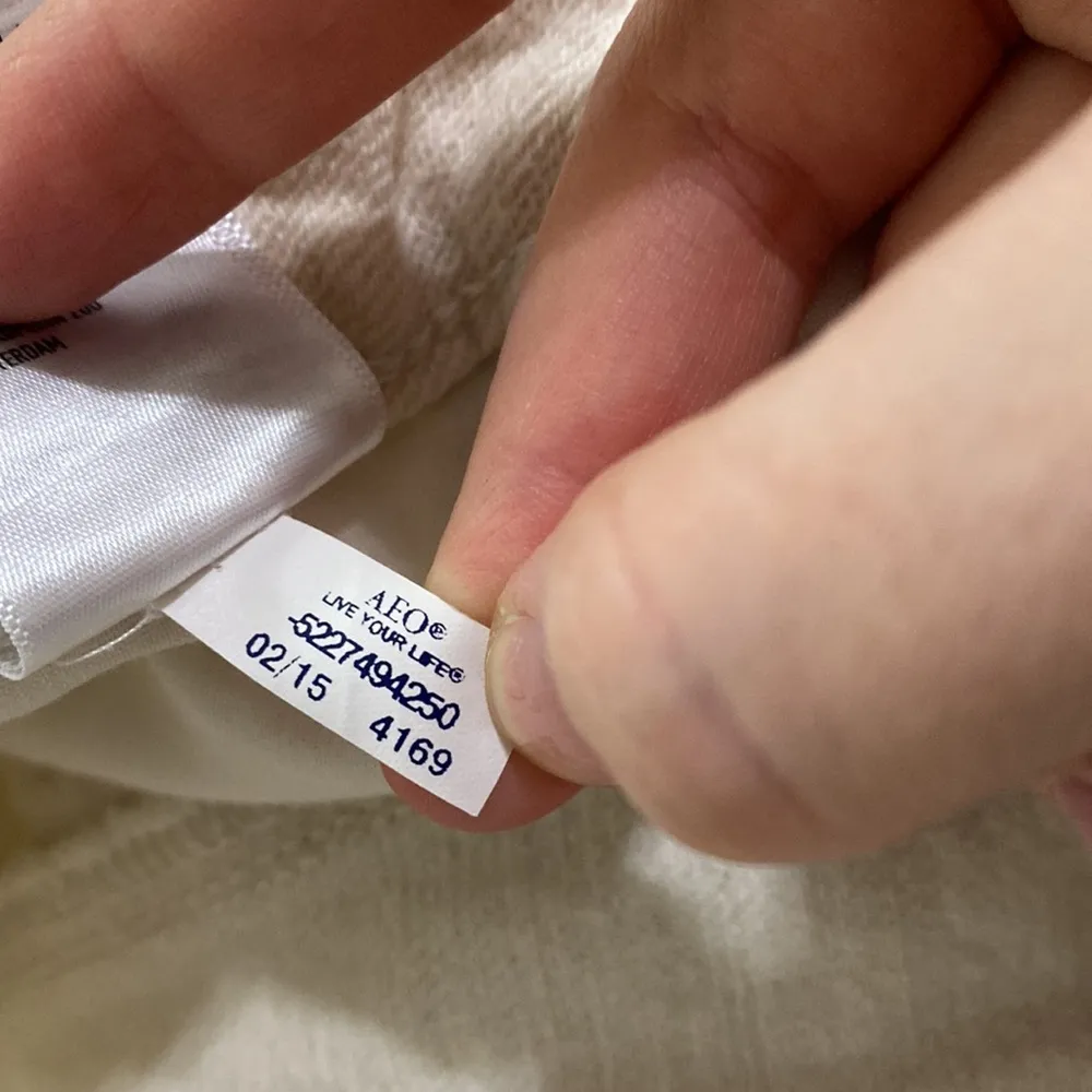 American Eagle Americana off white hi-rise festival fringed denim shorts size 2 - Image 10