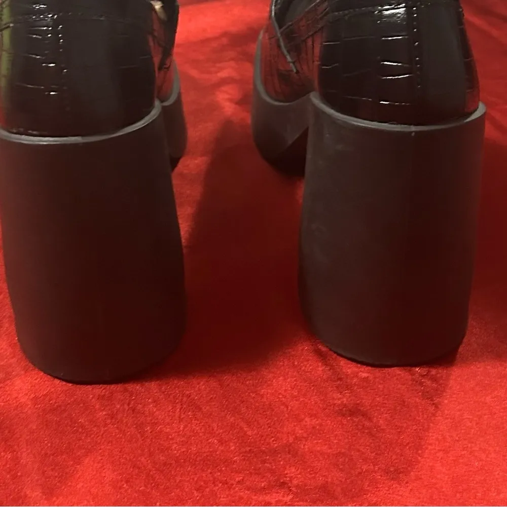 ASOS Black Croc-Embossed Flats size 9 - Image 8