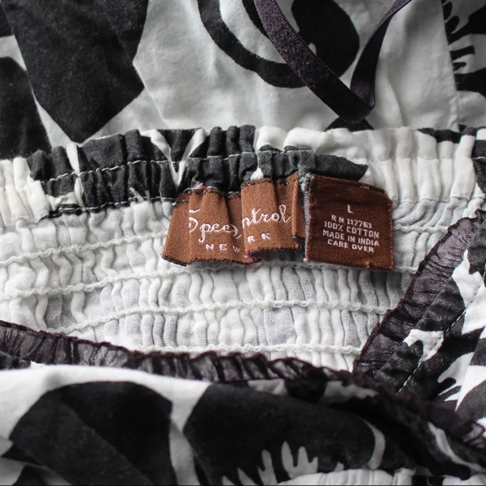 vintage black and white flower dress Size L - Image 4