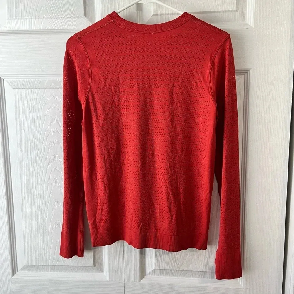 Lululemon Breeze By Long Sleeve Shirt size 6 - Image 4