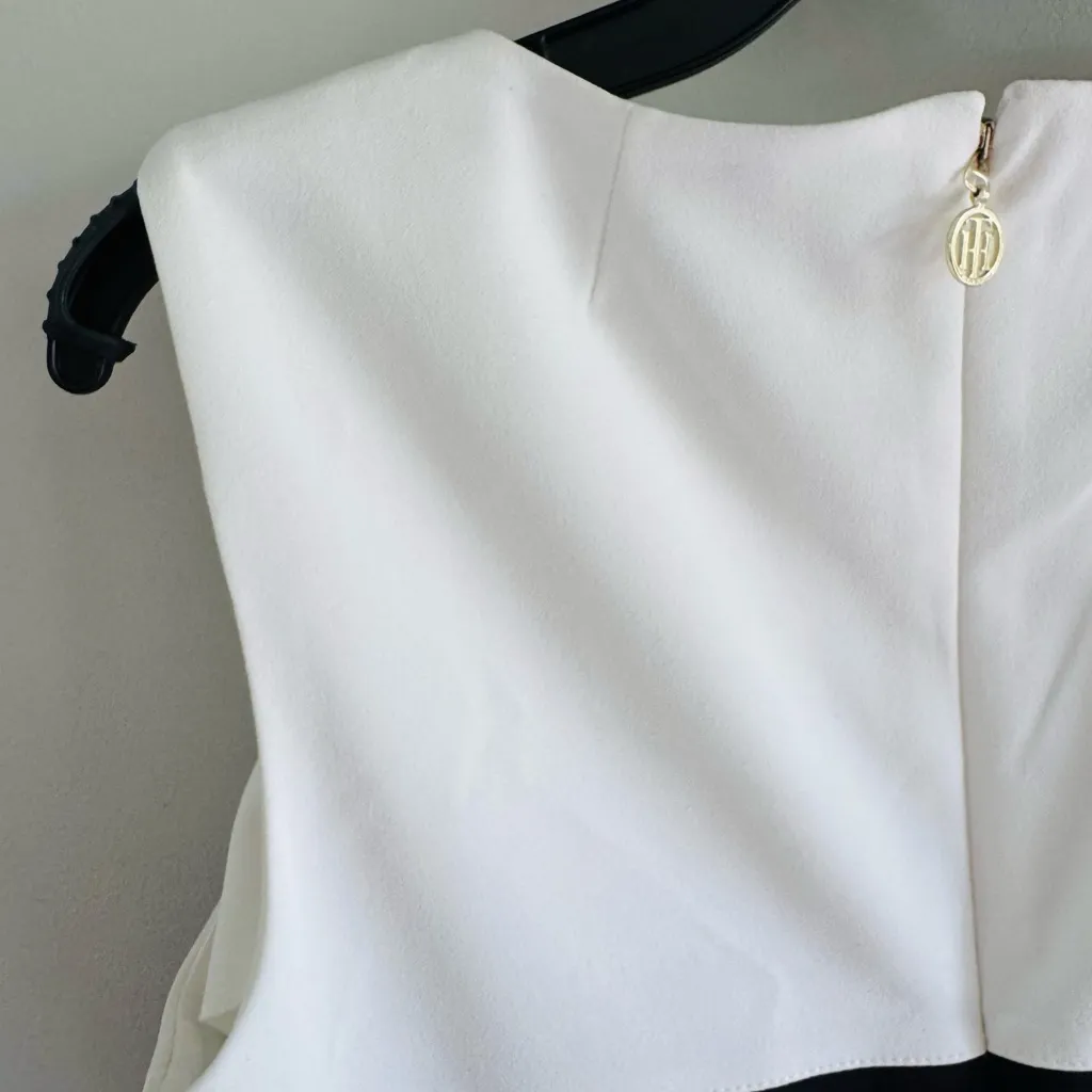 Tommy Hilfiger Black, White, and Tan Mini Dress - Image 10