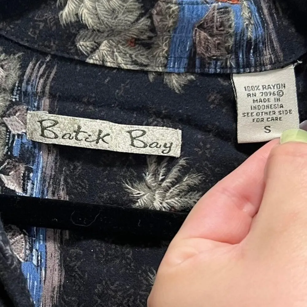 Batik Bay Vintage Hawaiian Dad Shirt Tourist Short Sleeve Collared Shirt Sz S - Image 3