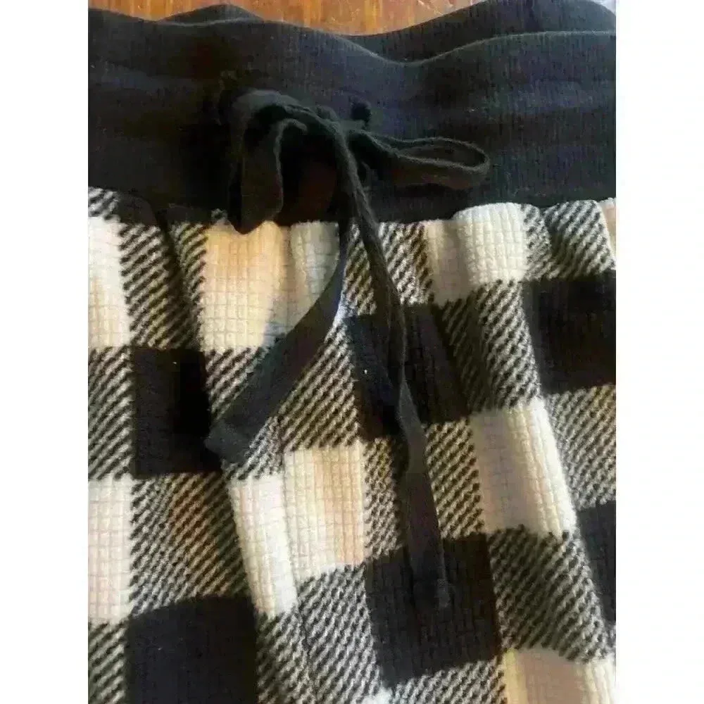 Free Press Buffalo Plaid Christmas "Sleigh All Day" pajama set, L - Image 5