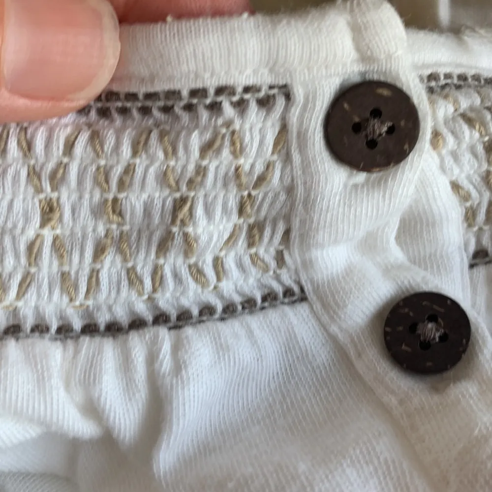 Old Navy Off White Smocked Sea Salt Tank Retro Embroidered Womens Small Cotton - Image 9