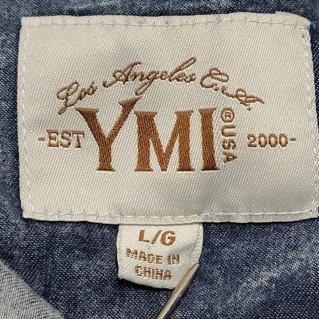 Y2K YMI Women's acid wash denim button-down shirt pearl snaps blue size large - Image 3