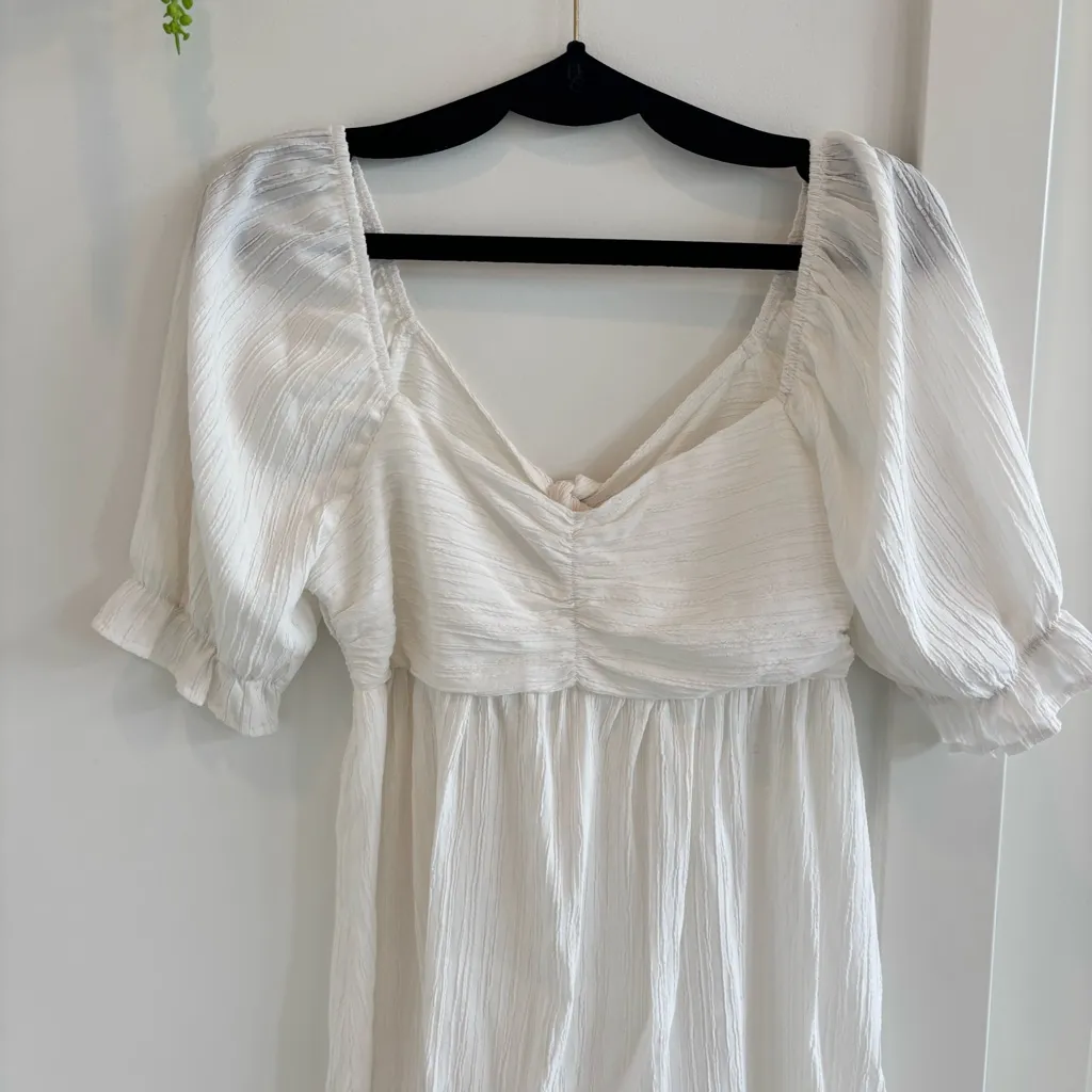 Lush White Flowy Textured Women's Festival Concert Sun Dress Tie Back Size M - Image 3