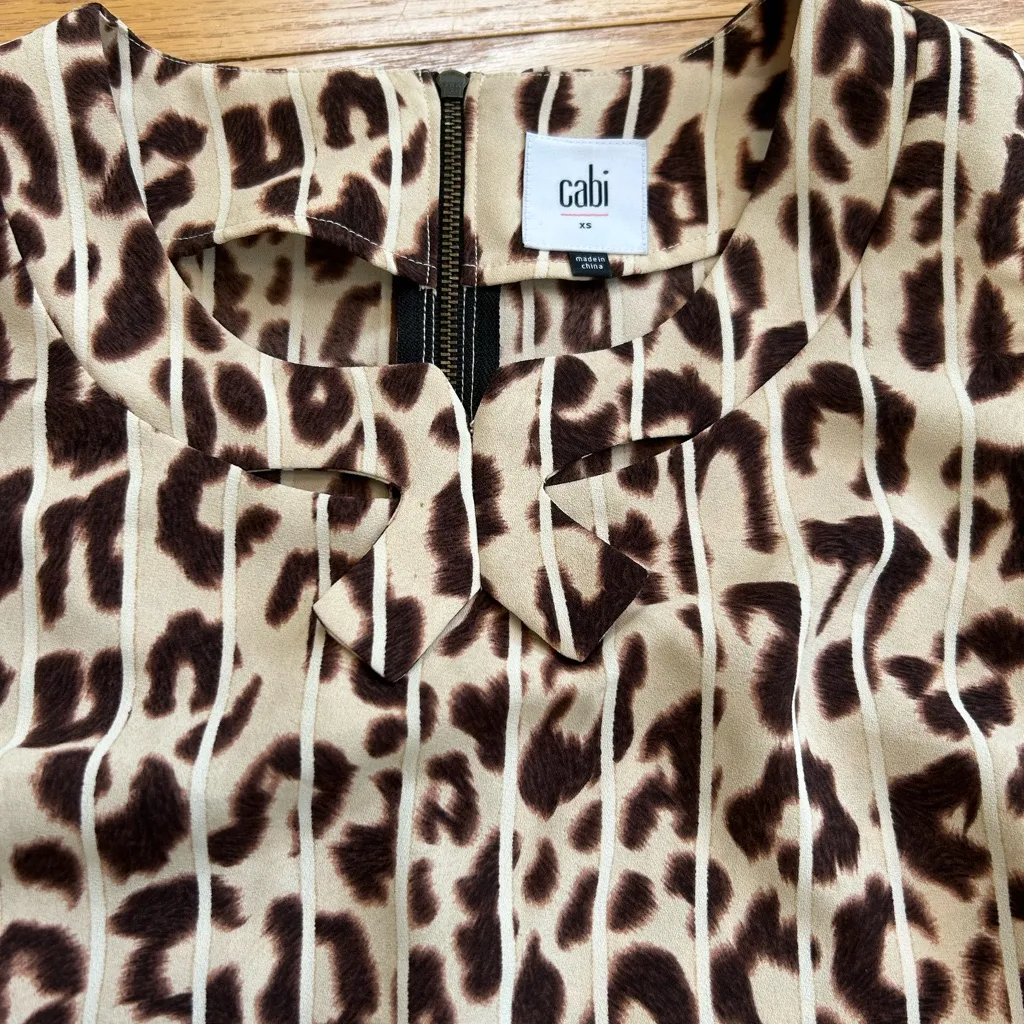 Cabi Ginger Leopard Print Blouse Top Size XS Brown Tan Sleeveless Animal - Image 3